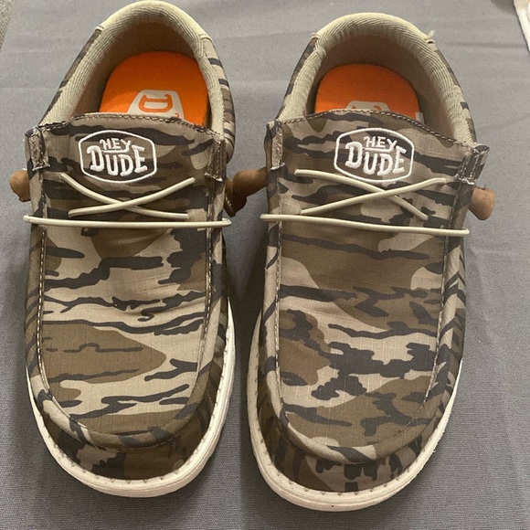 Hey Dude Shoes Mens Hey Dude Bottomland Wally Mossy Oak Camo Shoes